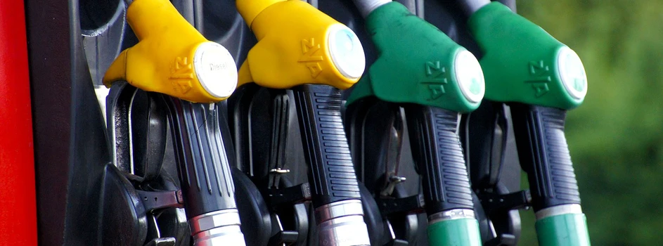 Średnie ceny paliw poniżej oferty hurtowej