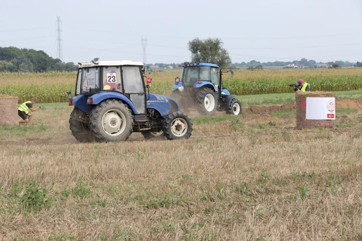 Wyścigi traktorów Kramp Race odbyły się w minioną niedzielę w Wielowsi k. Pakości.
