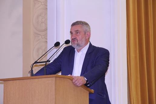 Minister Jan Krzysztof Ardanowski – obiecał wprowadzić przepisy umożliwiające zwiększenie zatrudnienia oraz zapewniające godne warunki wynagrodzenia.