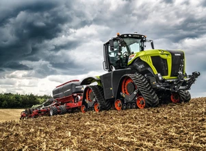 Agritechnica 2019: Claas Xerion na gąsienicach