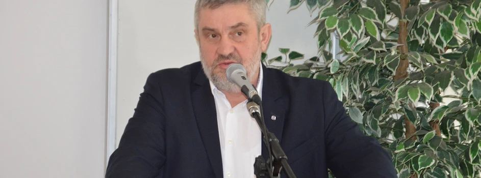 Minister Ardanowski uspokaja: w sklepach nie zabraknie żywności
